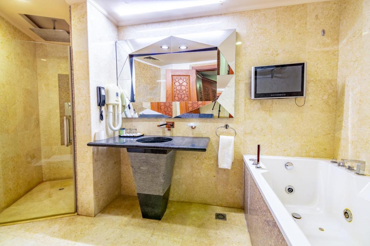 The Platinum Hotel Μουσκάτ Εξωτερικό φωτογραφία