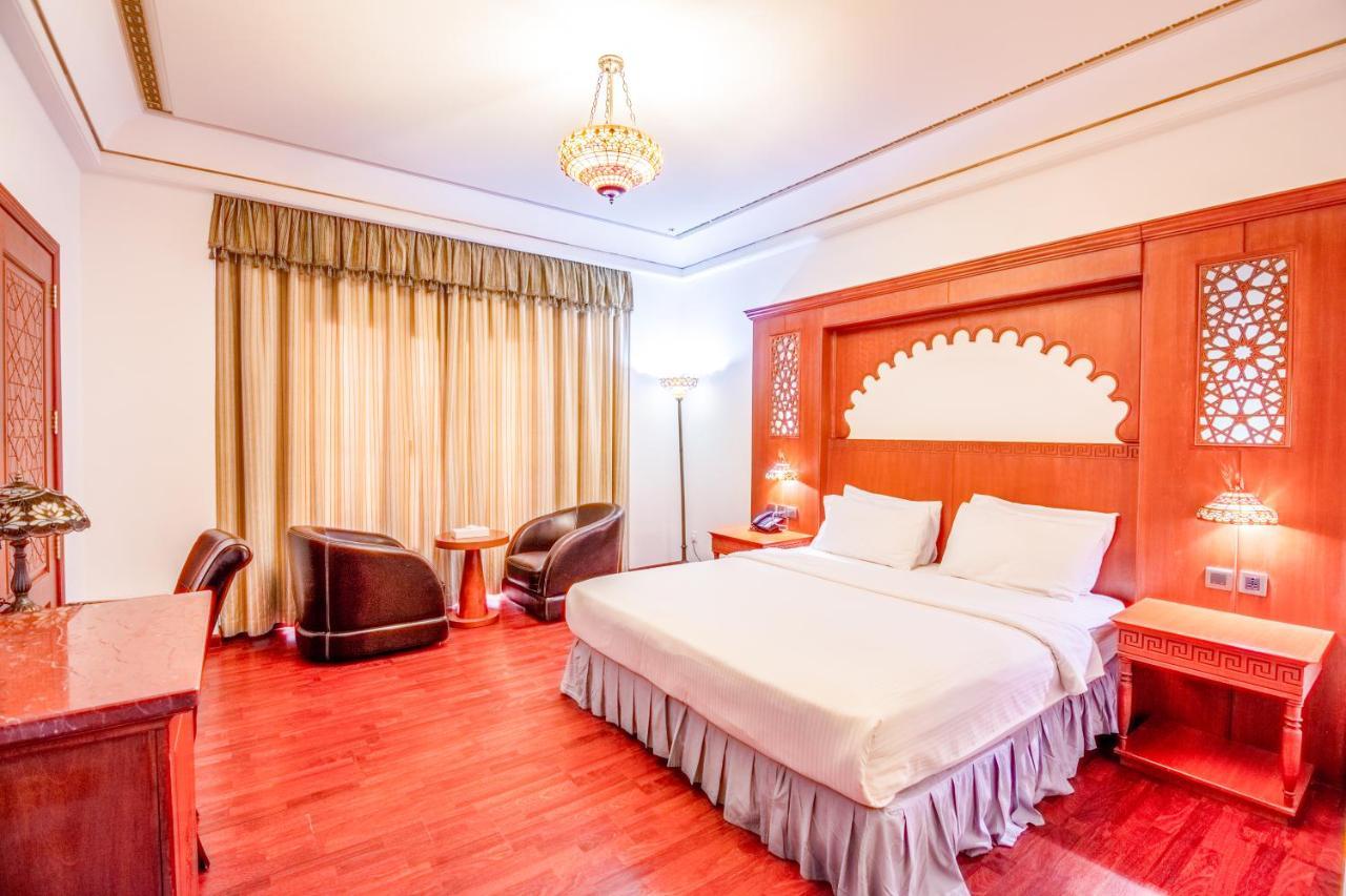 The Platinum Hotel Μουσκάτ Εξωτερικό φωτογραφία