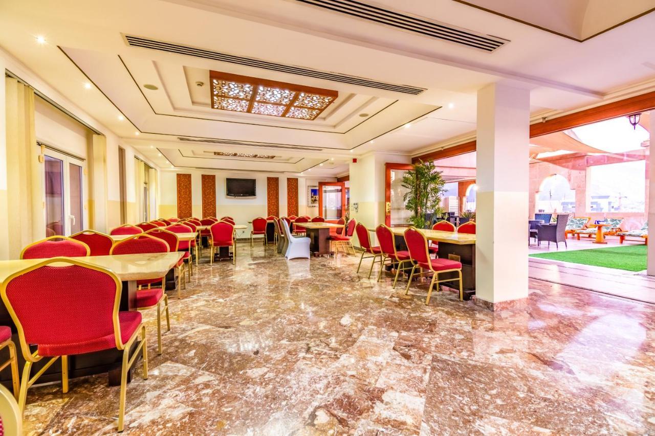 The Platinum Hotel Μουσκάτ Εξωτερικό φωτογραφία
