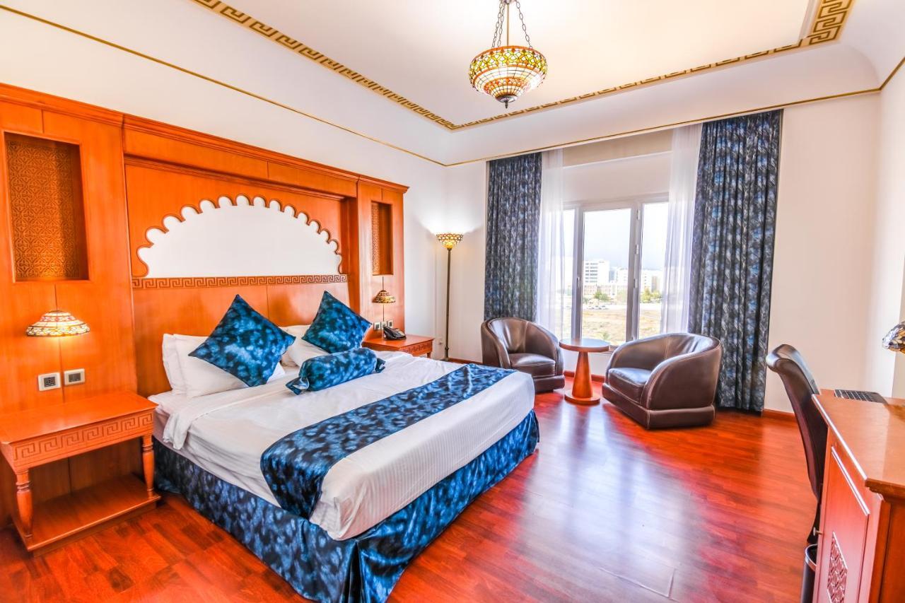 The Platinum Hotel Μουσκάτ Εξωτερικό φωτογραφία