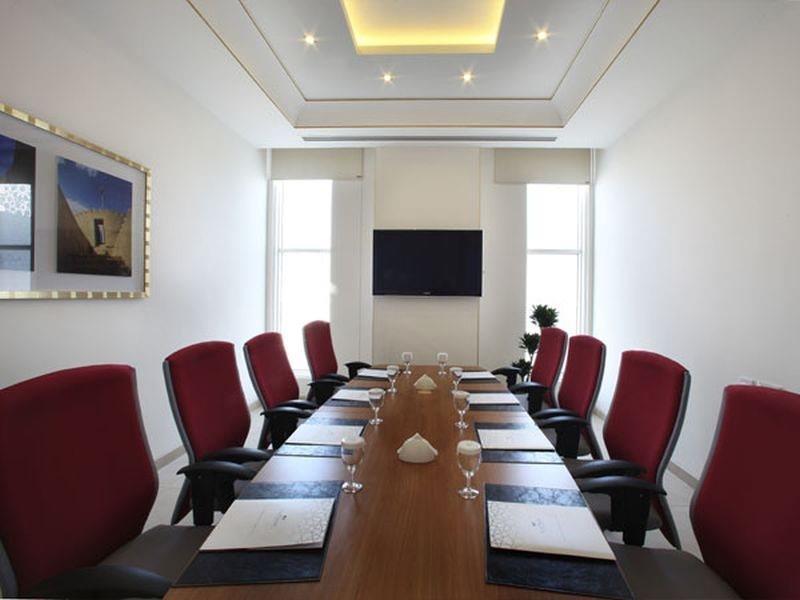 The Platinum Hotel Μουσκάτ Εξωτερικό φωτογραφία