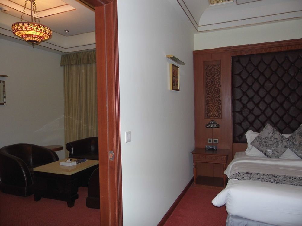 The Platinum Hotel Μουσκάτ Εξωτερικό φωτογραφία