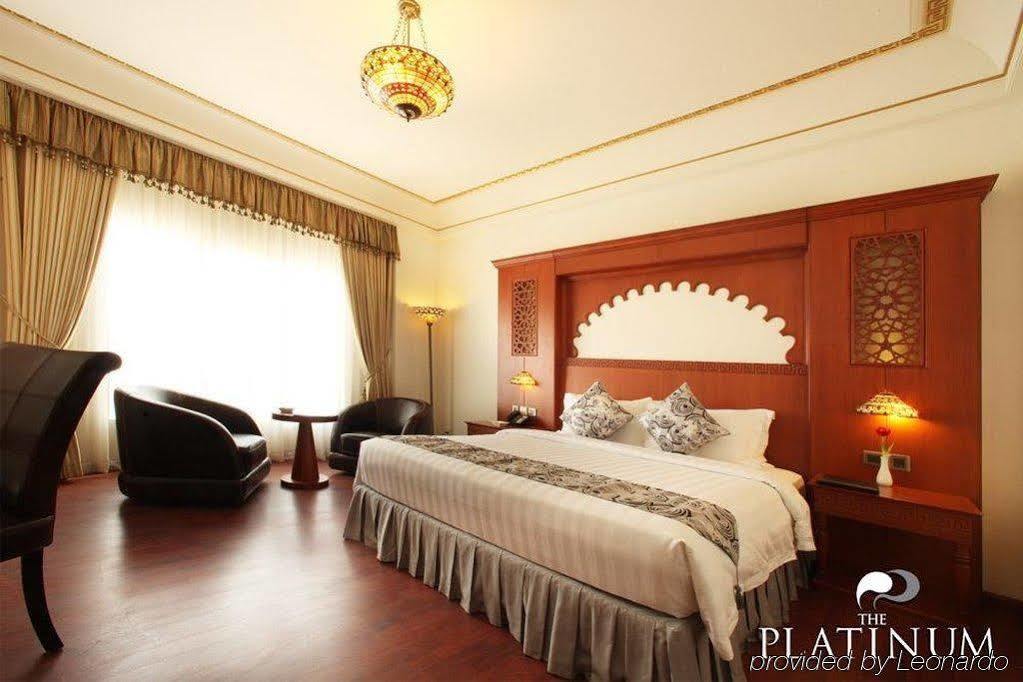 The Platinum Hotel Μουσκάτ Εξωτερικό φωτογραφία